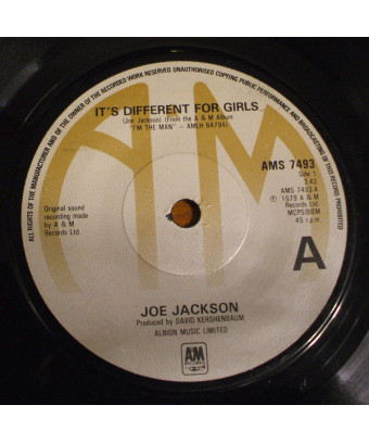 C'est différent pour les filles [Joe Jackson] - Vinyle 7", Single, 45 tours [product.brand] 1 - Shop I'm Jukebox 