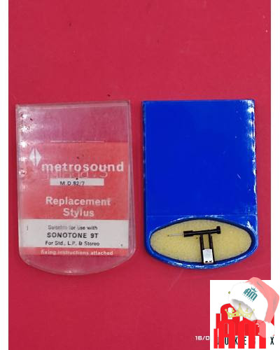 Italiano (Italian) [product.brand]Sonotone 9TA Diamond ST/LP & Sapphire 78 Tipped Stylus 2 Puntine per Jukebox e giradischi 2 Sh